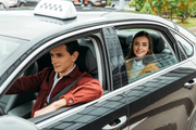 Fast & Reliable Taxi from Croydon to Luton Airport